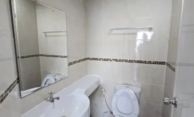 2 Bedroom Condo for sale at Palazzo Condominium Ratchaburi