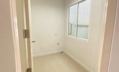 4 bedrooms for rent at Baan Thammachad Phetkasem 114