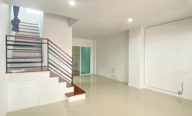 4 bedrooms for rent at Baan Thammachad Phetkasem 114