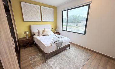 INVERSIÓN A MINUTOS DEL MAR. CASA DE 3 RECÁMARAS, 3 NIVELES, TERRAZA CON JACUZZI. PLAYA DEL CARMEN