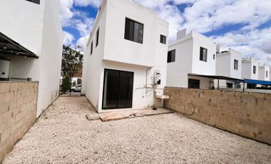 Casa equipada en Venta, en privada con amenidades