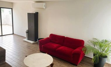 Casa equipada en Venta, en esquina ,privada con amenidades