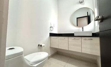 CASA EN VENTA EN PLAYA DEL CARMEN 3 REC. CON CASA CLUB EN EL ENCUENTRO