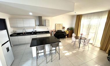 CASA EN VENTA EN PLAYA DEL CARMEN 3 REC. CON CASA CLUB EN EL ENCUENTRO