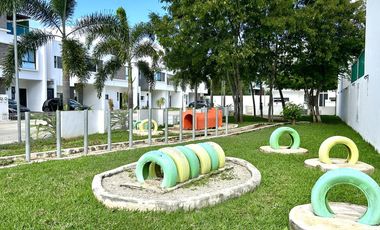 CASA EN VENTA EN PLAYA DEL CARMEN 3 REC. CON CASA CLUB EN EL ENCUENTRO