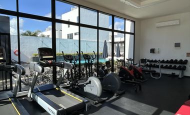 CASA EN VENTA EN PLAYA DEL CARMEN 3 REC. CON CASA CLUB EN EL ENCUENTRO