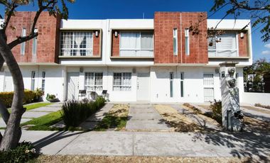 Casa en Fraccionamiento Castello II