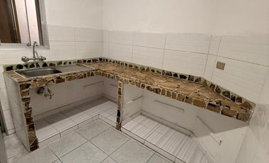 Alquilo amplio departamento a pasos del Metropolitano