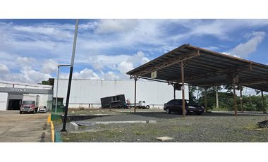 Se Alquila Terreno atrás de Green Plaza de Costa Verde