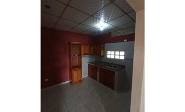 SE VENDE CASA EN AGUADULCE POCRI