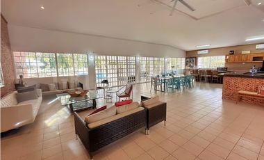 Oportunidad! Se Vende Casa en Coronado Golf con Piscina