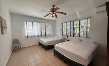 Oportunidad! Se Vende Casa en Coronado Golf con Piscina