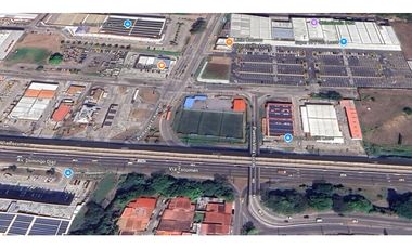 Venta o Alquiler Terreno en entrada de Villa Lucre con Vía Tocumen