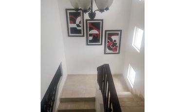 Venta de Hermosa Casa en P.H. Novona en Brisas del Golf