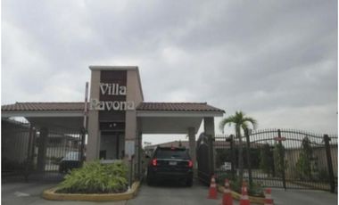 Venta de Hermosa Casa en P.H. Novona en Brisas del Golf