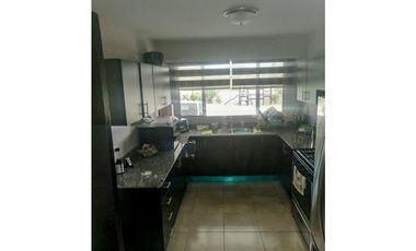 Venta de Hermosa Casa en P.H. Novona en Brisas del Golf