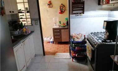 Venta de Hermosa y  Acogedora Casa en Jardines de Sevilla