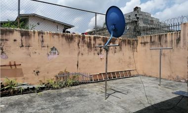 Venta de Hermosa y  Acogedora Casa en Jardines de Sevilla