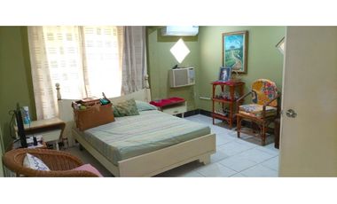 Venta de Casa en Urbanización Las Glorietas, Villa Zaita