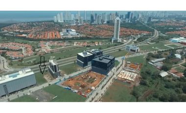 Se Vende Terreno de 2,480M2 en Santa Maria Business District