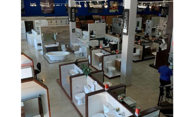 Venta o Alquiler de Local Comercial con 1990m2 en Santa Elena