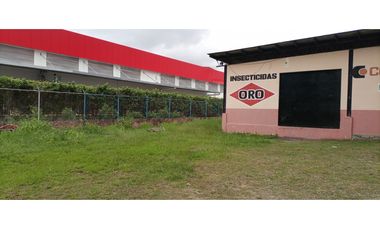 Venta o Alquiler de Bodega con 4,000M2 en Mañanitas con Tocumen