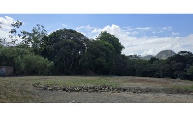 Se Alquila o Vende Terreno de 3,671m2 frente a entrada de La Cabima