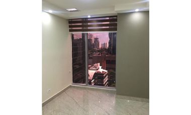 Se Vende Oficina Terminada de 122m2 en P.H. SFC, Obarrio