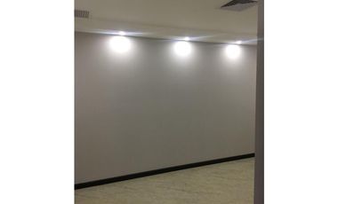 Se Vende Oficina Terminada de 122m2 en P.H. SFC, Obarrio