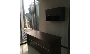 Se Vende Oficina Terminada de 122m2 en P.H. SFC, Obarrio