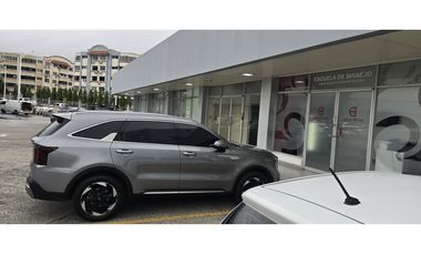 SE ALQUILAN LOCALES DE 70M2, 96M2, 113M2 EN COSTA DE ESTE