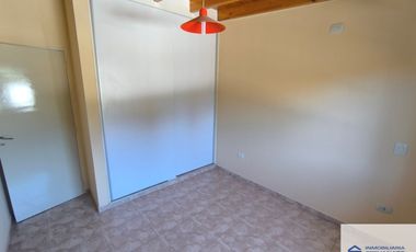 Dúplex en alquiler c/ cochera en Maipú