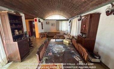 Casa 5 ambientes 204 M² cubiertos en venta con doble cochera en Adrogué