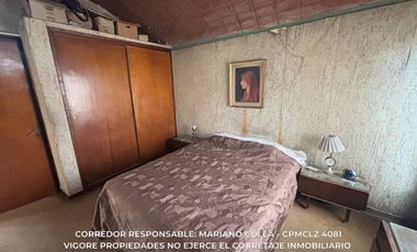 Casa 5 ambientes 204 M² cubiertos en venta con doble cochera en Adrogué