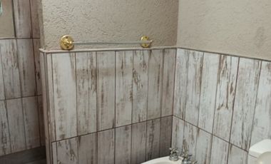 Casa en alquiler en Castelar Sur