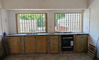 Casa en alquiler en Castelar Sur