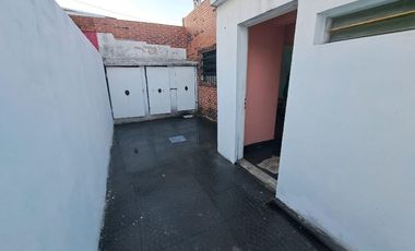 Casa PH en alquiler en Parque Quirno