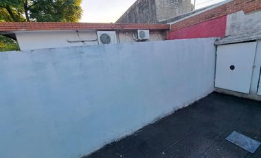 Casa PH en alquiler en Parque Quirno