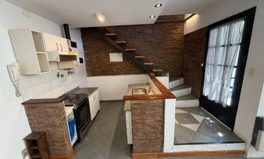 VENTA PH 2 AMB. DUPLEX PATIO TERRAZA P. CHACABUCO