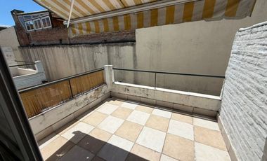 VENTA PH 2 AMB. DUPLEX PATIO TERRAZA P. CHACABUCO