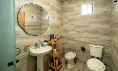 CASA EN VENTA EN ALVEAR CON LOCAL