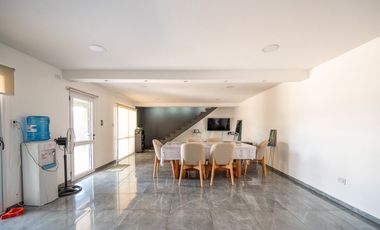 CASA EN VENTA EN ALVEAR CON LOCAL