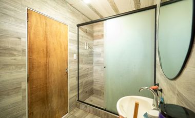 CASA EN VENTA EN ALVEAR CON LOCAL