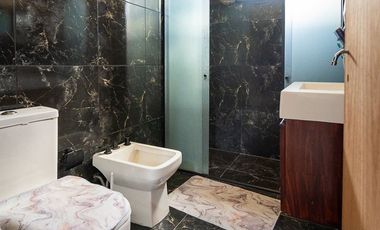 CASA EN VENTA EN ALVEAR CON LOCAL