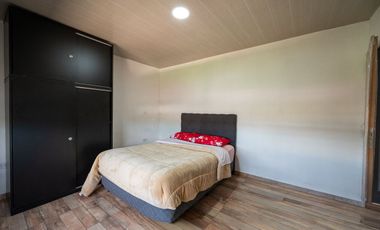 CASA EN VENTA EN ALVEAR CON LOCAL