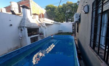 VENTA CASA 4 DORMITORIOS MAS DEPARTAMENTO ZONA SUR