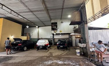 OPORTUNIDAD CASA + 2 DPTOS +LAVADERO DE AUTOS