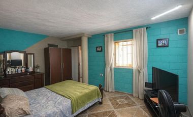 OPORTUNIDAD CASA + 2 DPTOS +LAVADERO DE AUTOS