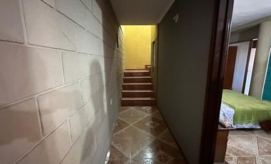 OPORTUNIDAD CASA + 2 DPTOS +LAVADERO DE AUTOS