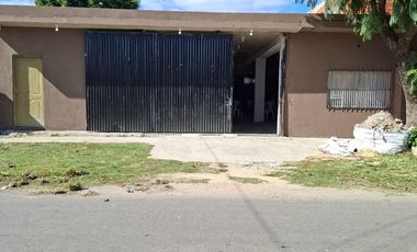 VENDO LOCAL, GALPON, SALON DE EVENTOS. TOMO AUTO